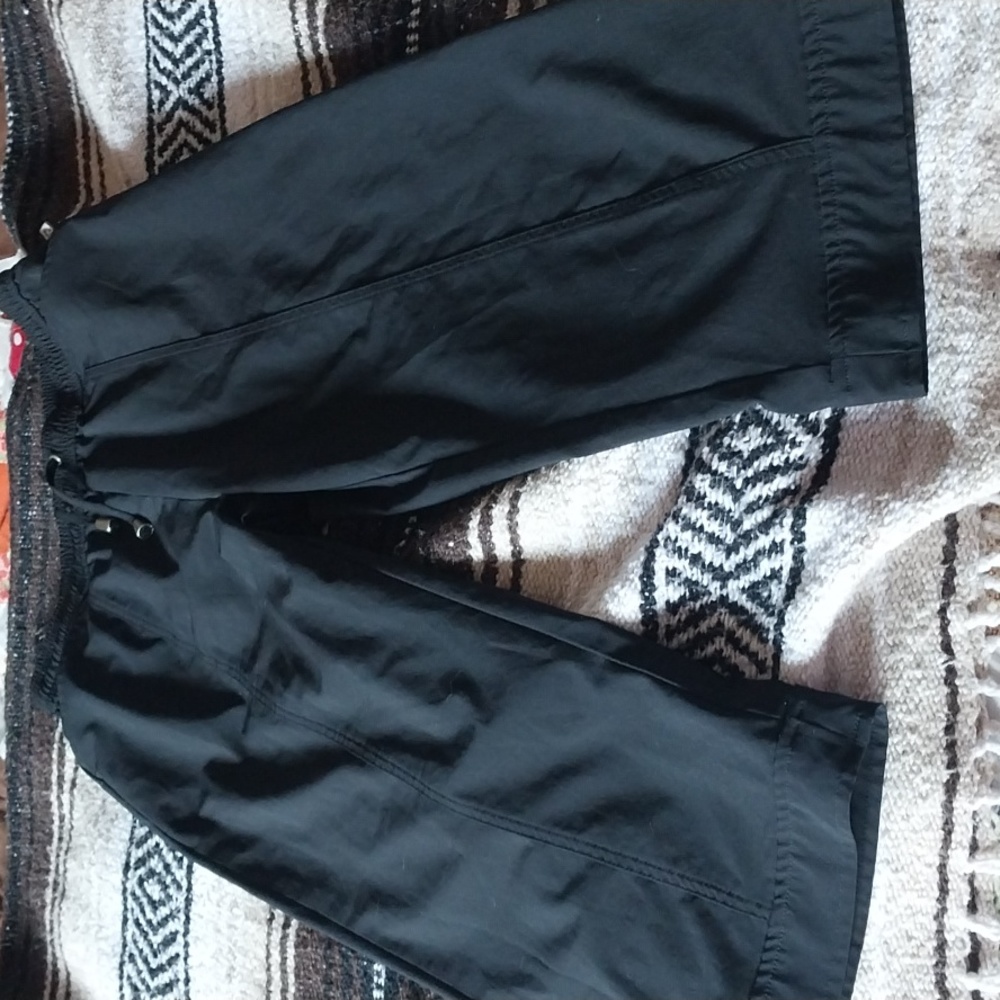Zenergy by chico black capri pants